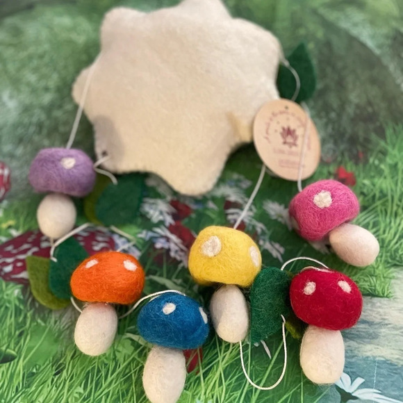 Fair Trade Nepalese Handmade Felt Mushroom Mobile, NWT - Picture 8 of 14